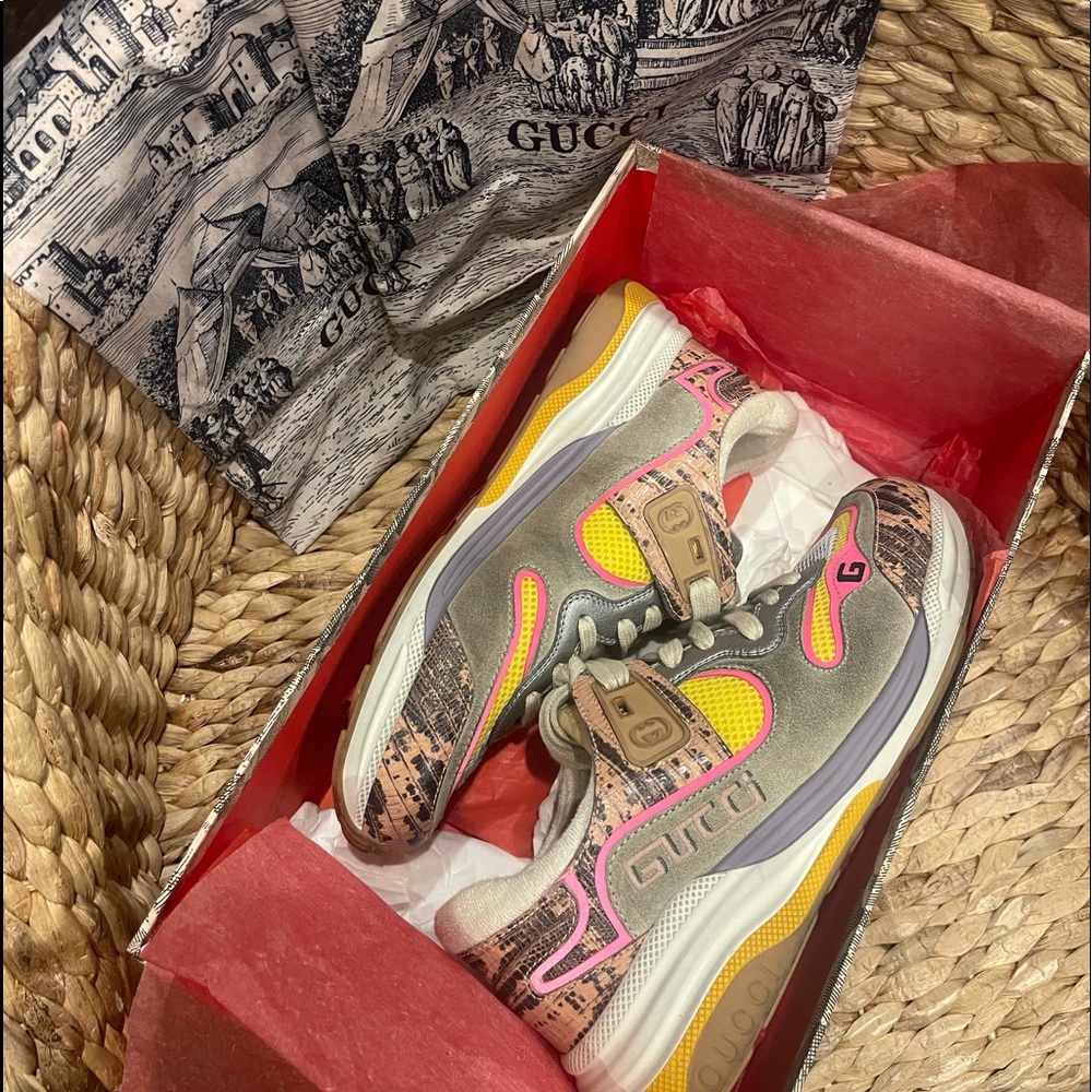 GUCCI ULTRAPACE SNEAKERS NIB - Picture 6 of 9